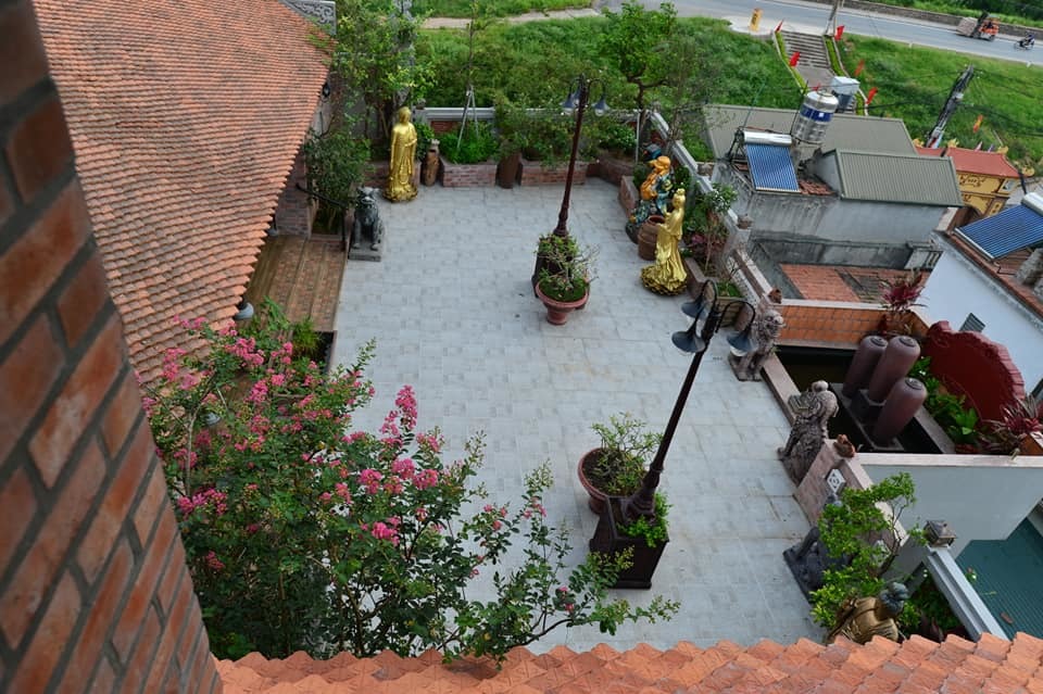 Sơn chống thấm giá rẻ cho sân thượng